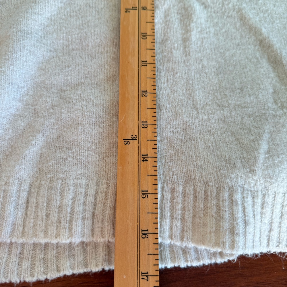 American Eagle Crop Cream Sweater with Button‎ Detail - Picture 6 of 7